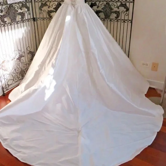 Maggie Sottero Classic White Wedding Gown